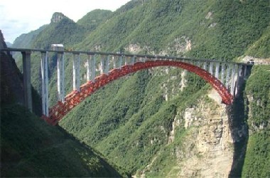 沪蓉高速恩施段23标工程案例